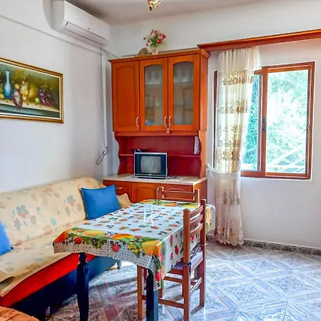 Sea View Wlora