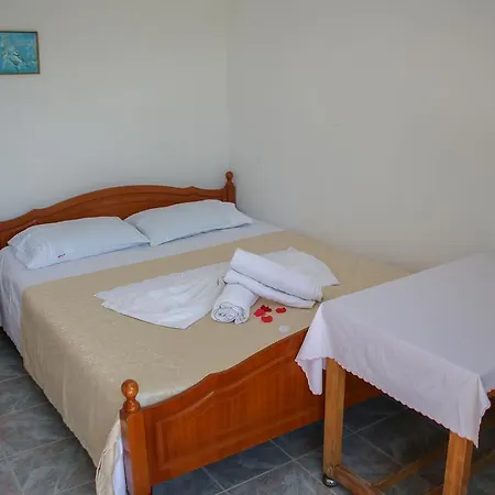 Sea View Apartment *